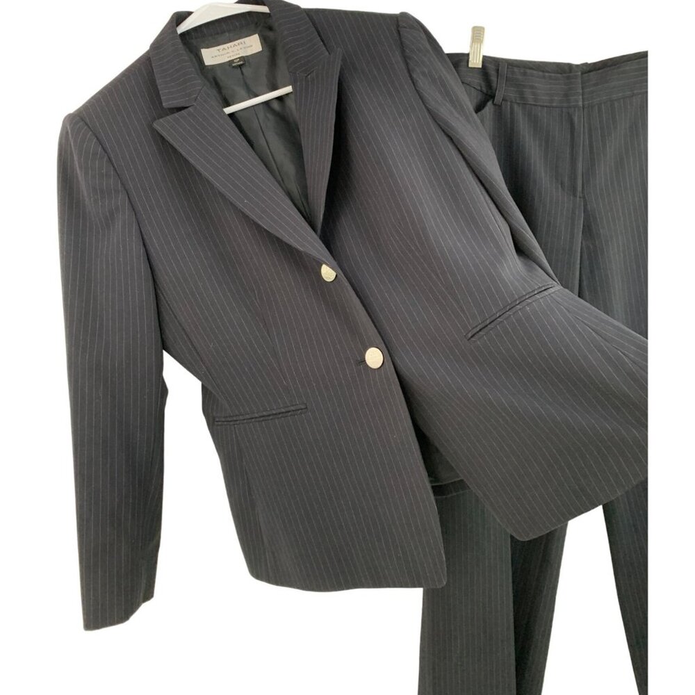Tahari Pinstripe Womens Suit Mixed Seperates Set 8 pants / 10P Coat GUC 7612